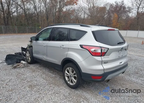 2018 Ford Escape Se из США, поврежденный, VIN 1FMCU9GD3JUB21514